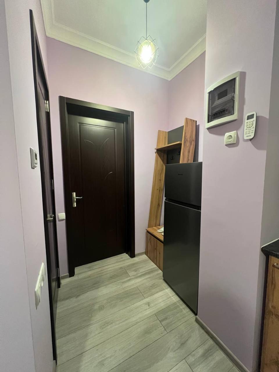 Apartment Merabi Batumi Exterior photo